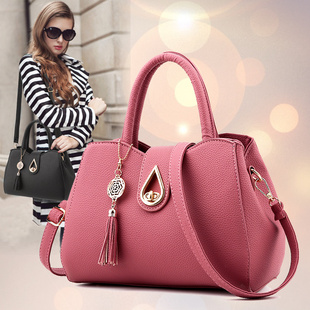 女包高端大气上档次女包2024新潮女包包女士新款时尚运动女包斜挎