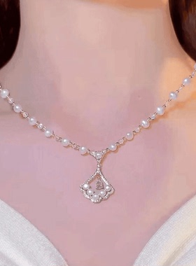 今年流行的珍珠项链2024