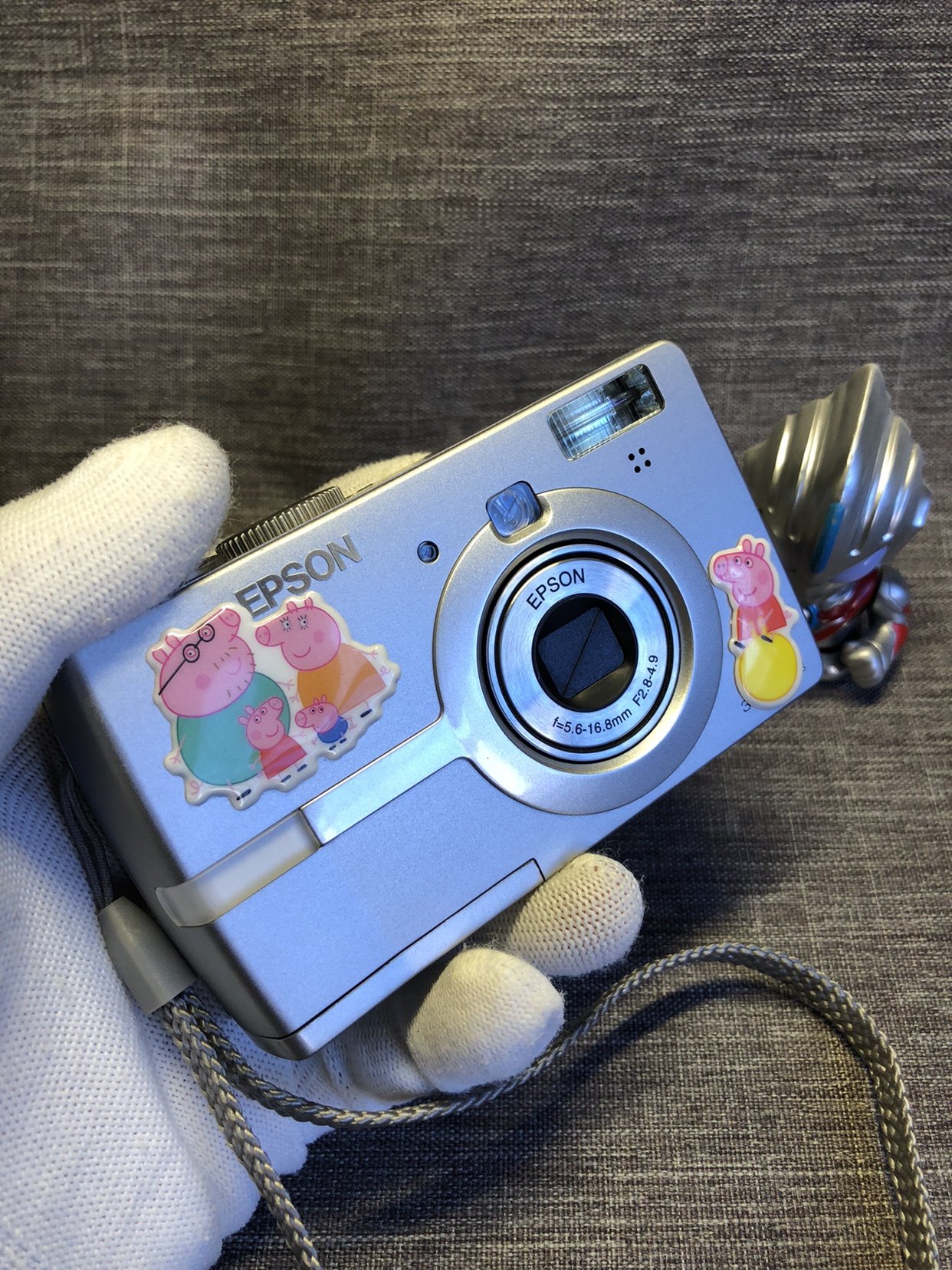 Epson艾普生银色金属外壳L-300CCD胶片感复古怀旧情怀数码相机