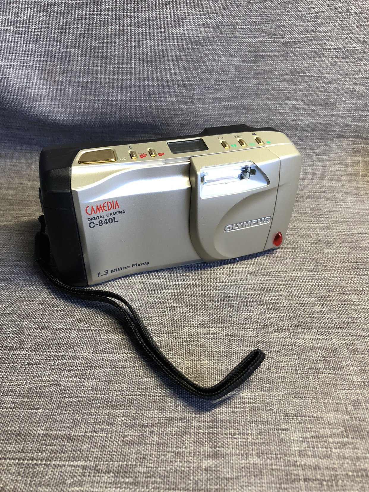 OLYMPUS奥林巴斯camedia C-840L香槟色ccd数码相机滑盖定焦镜头