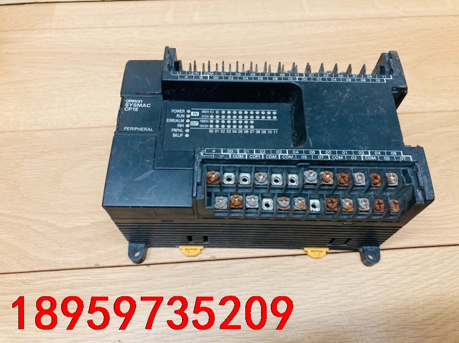 欧姆龙 OMRON CP1E-E40CDR-A工控 PLC，议价