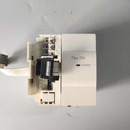 PLC三菱二手拆机FX2N2DA原装正品实物拍摄包邮议价