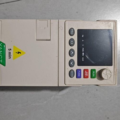 延常变频器CK0015B11.5KW220V实物拍摄议价