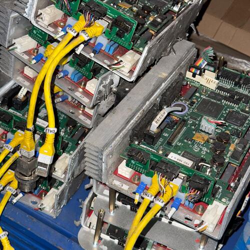 GMEEAC230工业控制器拆机实物拍摄带COSEL议价