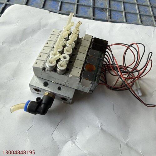 一组CKD电磁阀共6个型号4GD119RC4C3议价