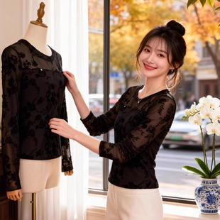 高端植绒网纱打底衫女内搭外穿2026春季新款洋气蕾丝长袖t恤上衣