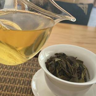 云南西双版纳易武瑶族丁家寨白茶园2023年生茶散茶毛茶