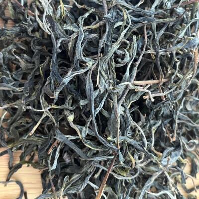 2024年西双版纳易武瑶族丁家寨古树茶春茶普洱茶散茶头春茶