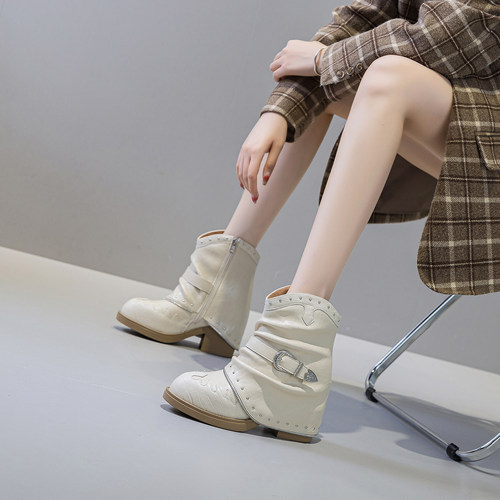 震地王欧美ins短靴女11cm