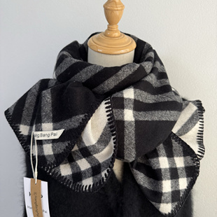 原版定制高级感十足chao火经典黑白格子围巾女冬季加厚保暖大披肩