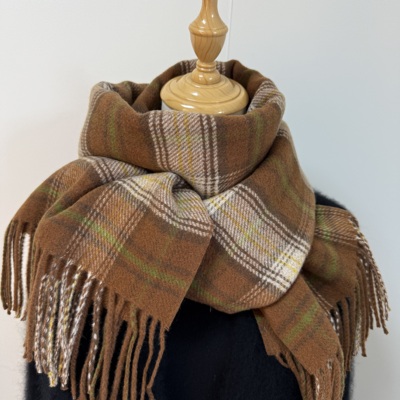 秋冬氛围感高品质日系格子围巾女双面加厚保暖披肩外搭多功能围巾