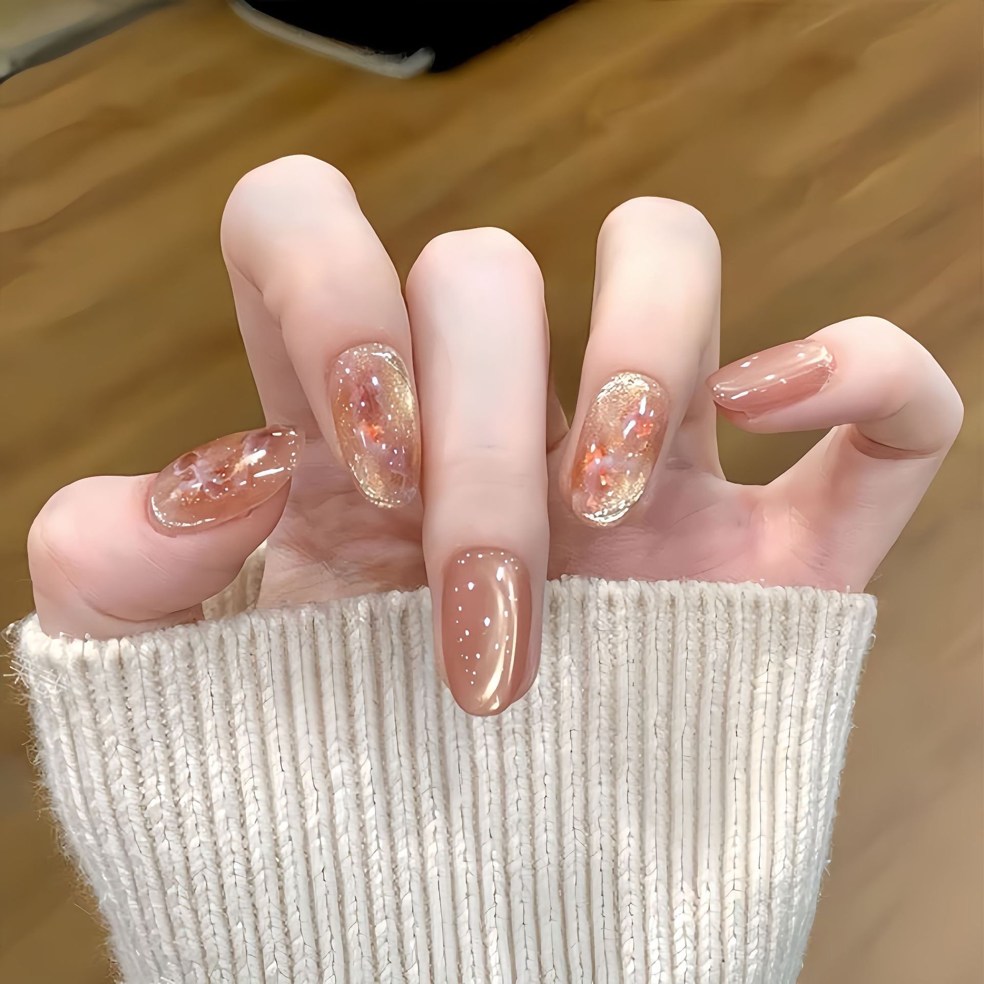 【金盏】手工穿戴甲秋冬新款焦糖棕色高级感简约百搭美甲贴片,彩妆/香水/美妆工具,穿戴甲/甲片,淘宝优惠券,粉丝福利购,淘宝优惠卷