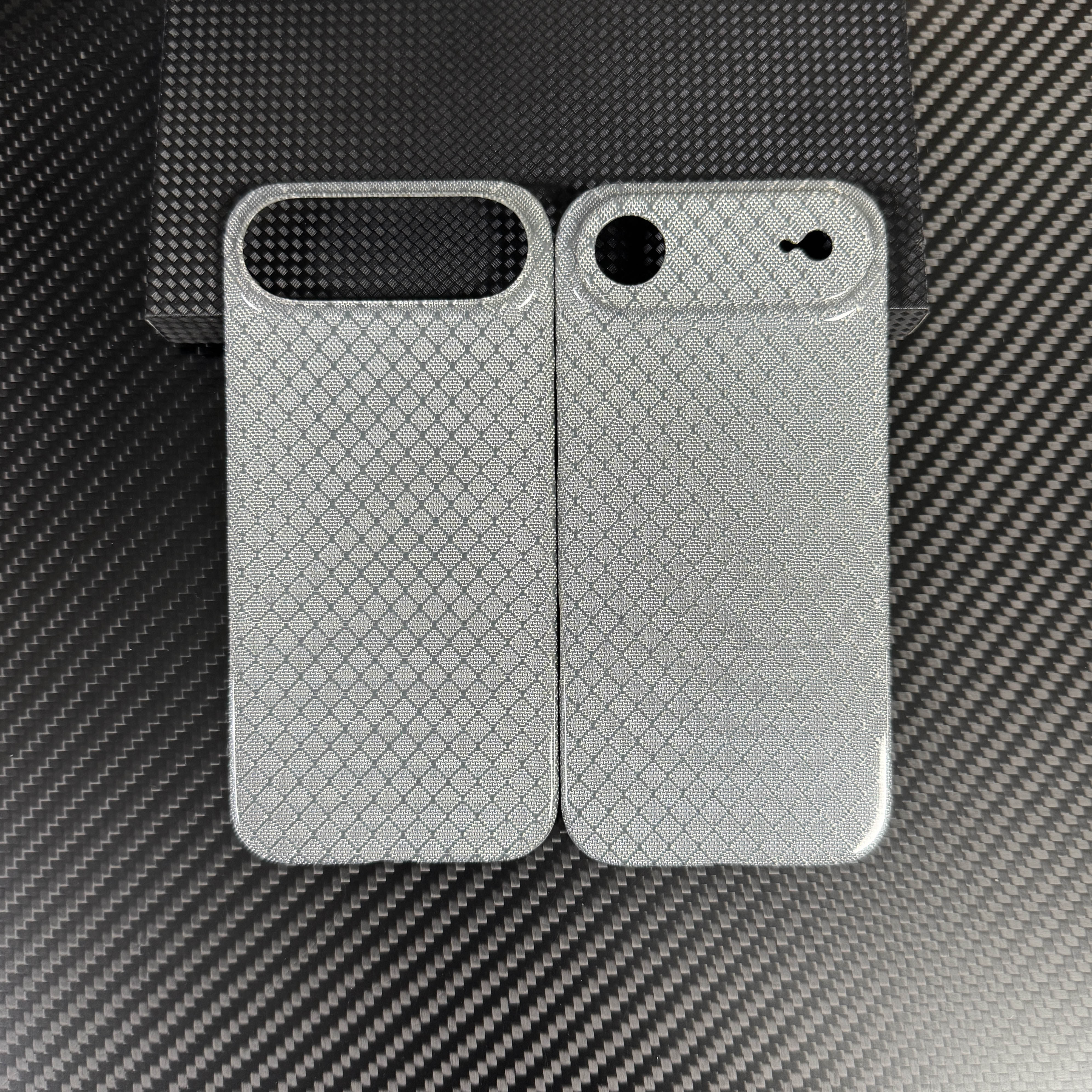 适用苹果17air银白色手机壳凯夫拉芳纶纤维超薄17air保护套碳纤维磁吸magsafe防滑散热轻薄