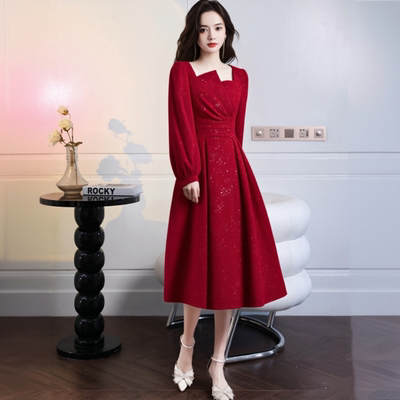 洋气连衣裙回门服订婚礼服小个子