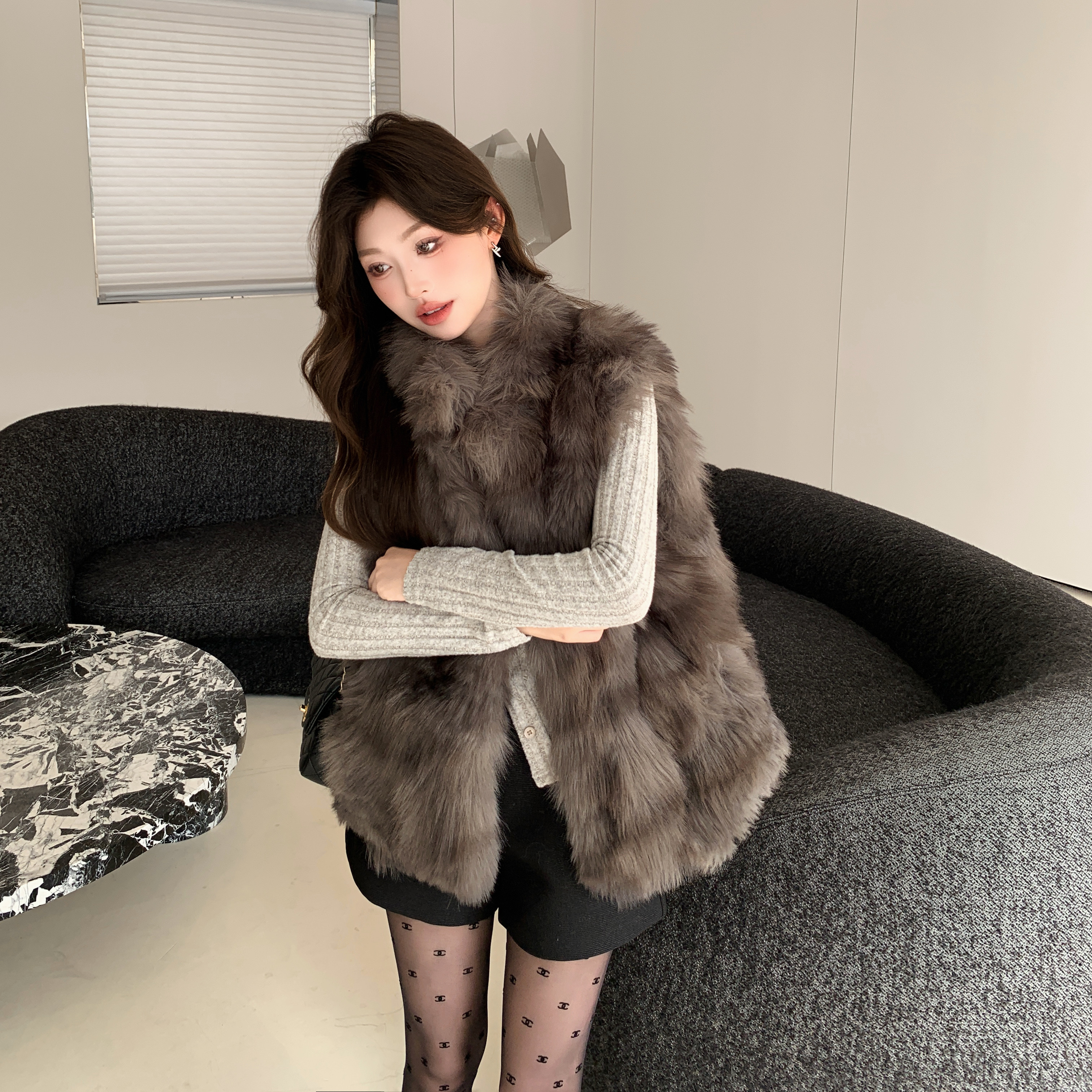 环保狐狸坎毛立领皮毛一体马甲女