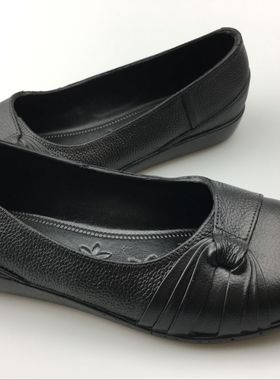 PVC黑色胶质雨天防水鞋 日常干活买菜穿鞋女款厨房工作女秋胶鞋