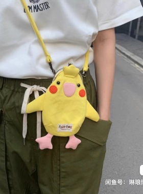 全新现货日本GYM Fluke Frog 黄色鹦鹉斜跨随身手机包 包邮