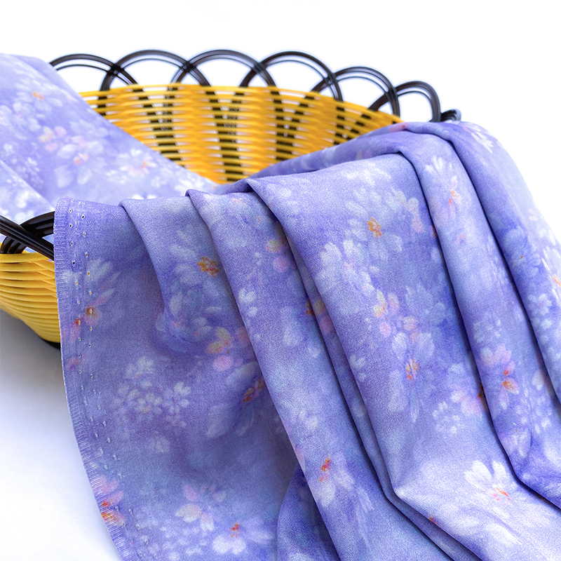 数码印花布真丝棉绸布料高端绸缎裙子睡衣服装面料柔软丝绸碎花布使用感如何?