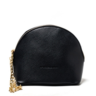 皮革手袋时尚包包女纯黑色贝壳包小号金属拉链化妆包DF8221063610