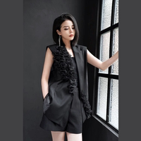 立體花黑色西裝馬甲短褲三件套女