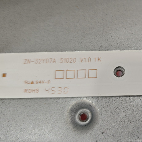 适用zn-32y07a改装代用一套灯条