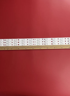 适用乐华LED32C730灯条配板MSTV2407-ZC01-01电视