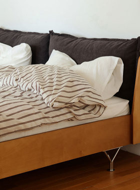 多匣lada 拉米亚双人床