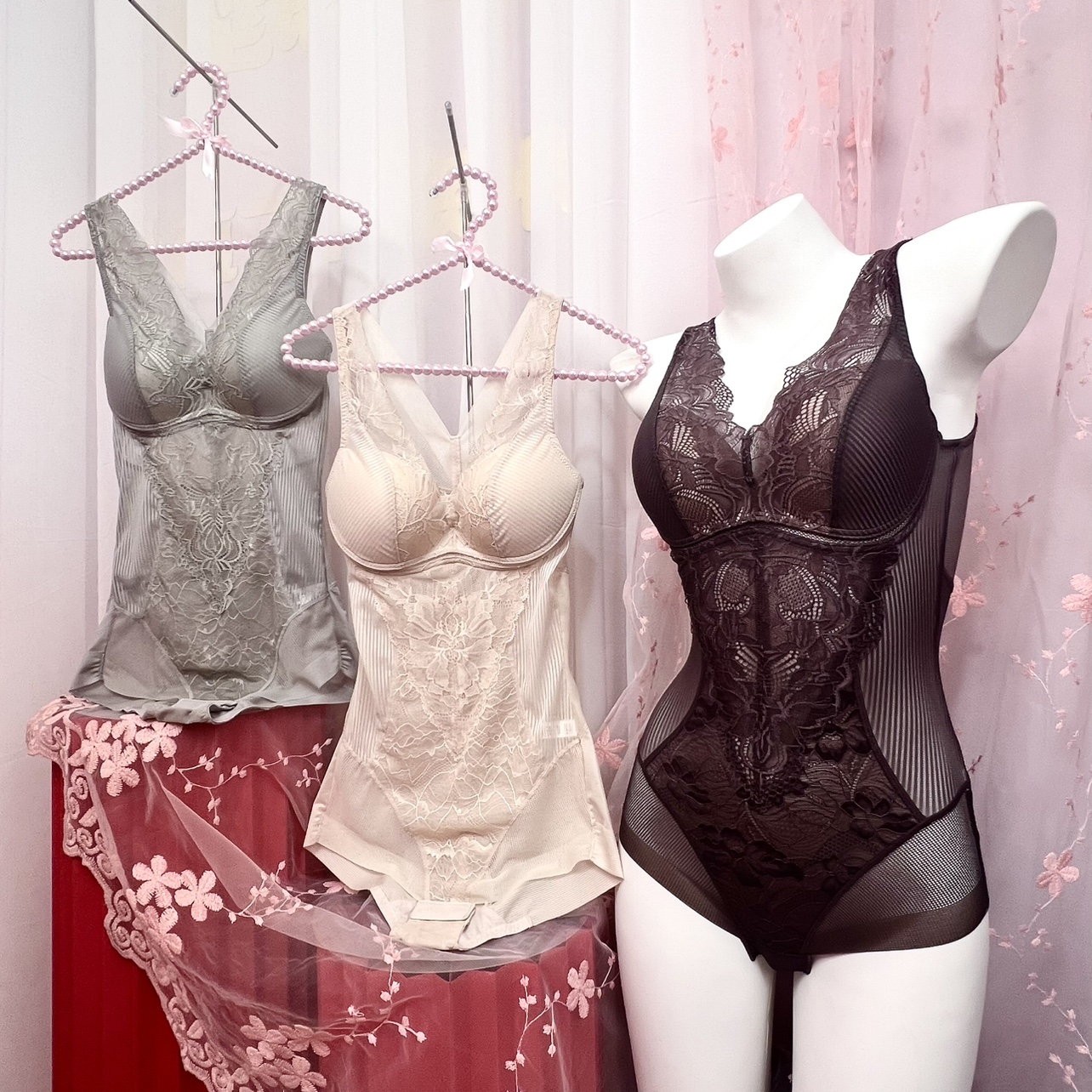 韩单四季超薄收腹连体衣