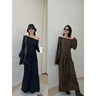 MUCCHIC/设计感斜肩系带收腰连衣裙2024秋季新品澳毛长袖针织裙