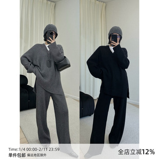 MUCCHIC/慵懒风密实加厚v领毛衣阔腿裤两件套纸片人坑条针织套装