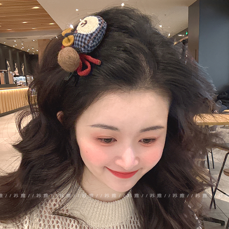 格纹小熊绑带蝴蝶结羊毛毡球发夹