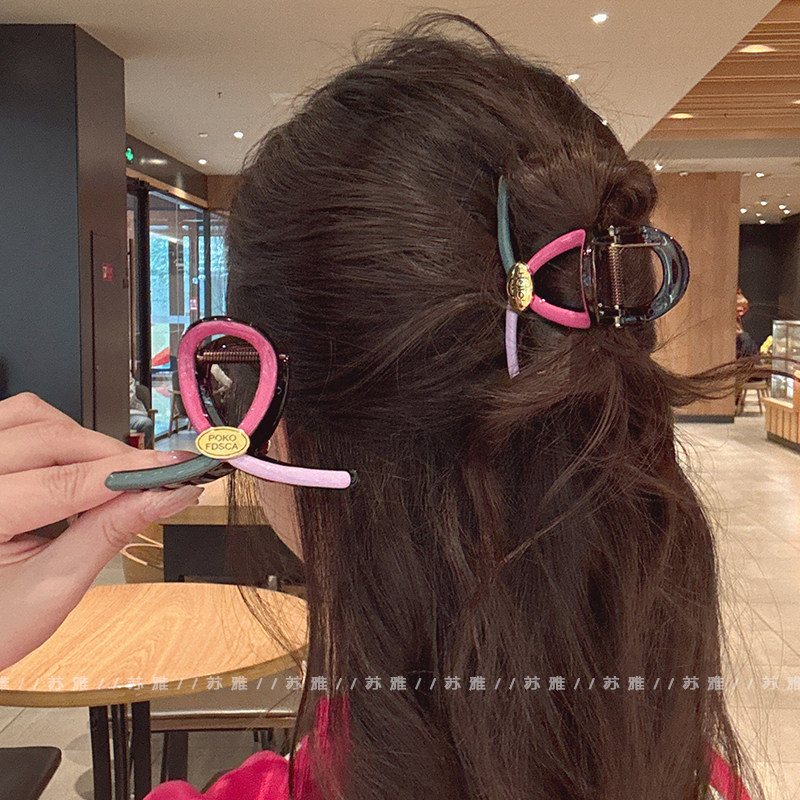 多巴胺撞色金标盘发鲨鱼夹半扎发