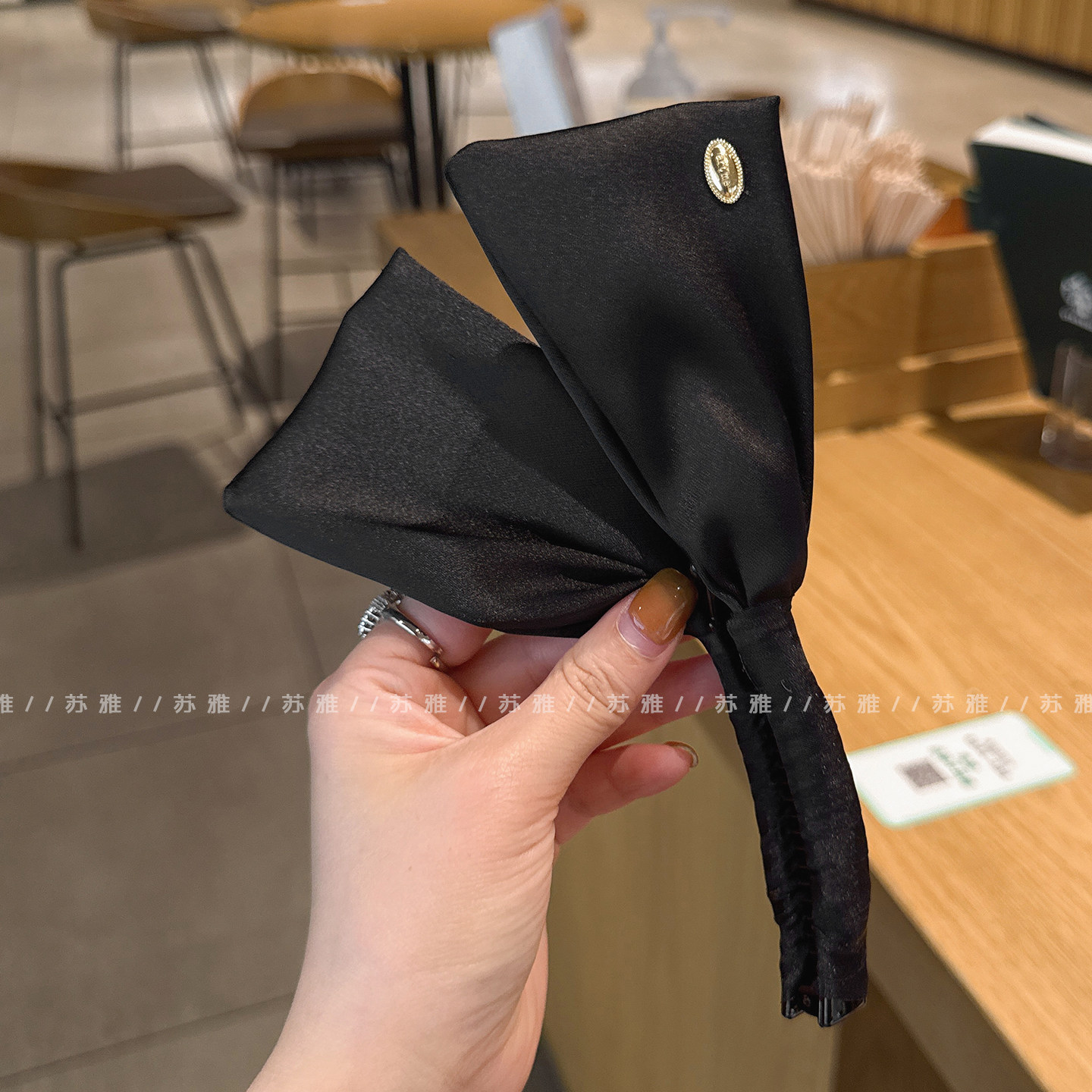 高级感金标蝴蝶结半扎发香蕉夹