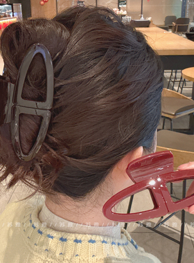 高级感气质镂空发量多盘发鲨鱼夹一字抓夹大号发夹女后脑勺发夹子