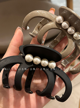 抓夹女高级感珍珠发夹大号南瓜发抓夹适合发量多后脑勺盘发鲨鱼夹