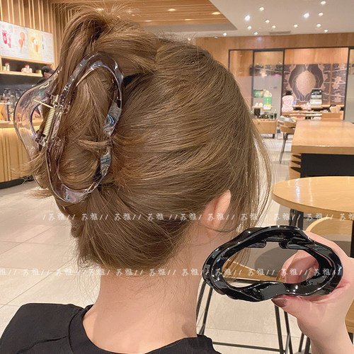 高级感气质云朵后脑勺盘发鲨鱼夹