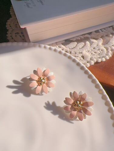 Vintage/复古法式搪瓷珐琅粉白花朵耳夹[售出不退不换]