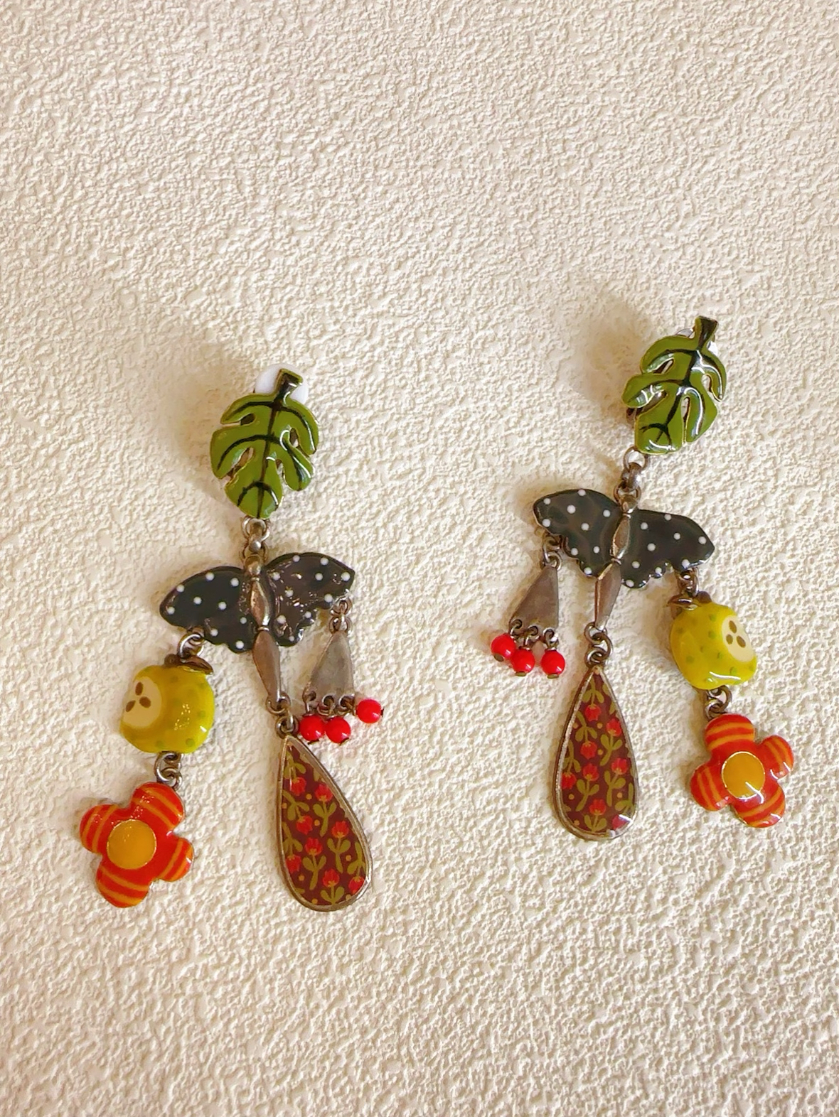 Vintage 法产打标设计师款彩绘珐琅可爱甜美耳夹扫肩【不退不换】