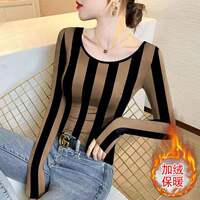 This double-sided German velvet base layer shirt is a slimming top for women in autumn and winter. It is a warm, brushed long-sleeved T-shirt with a stylish polka dot inner layer thumbnail 7
