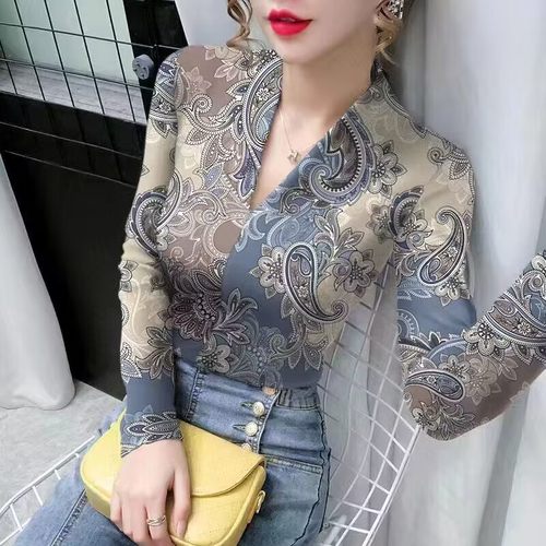 长袖修身加厚印花小衫德绒t恤女