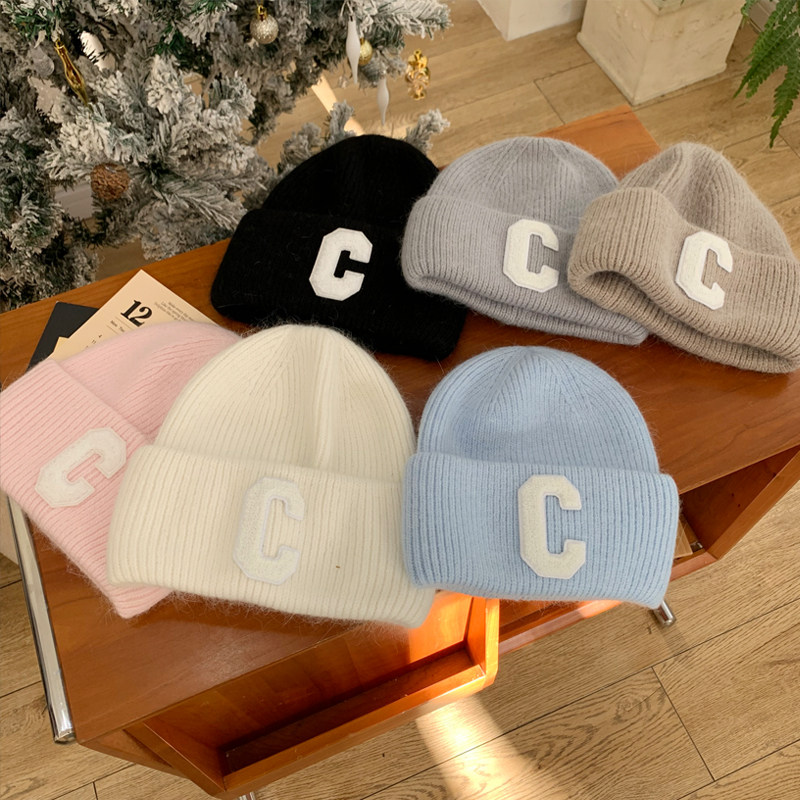 加厚保暖时尚字母C兔毛针织帽
