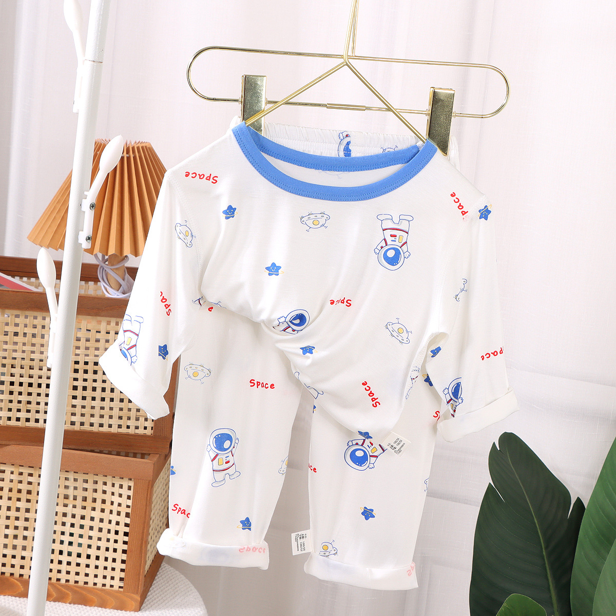 儿童莫代尔优可丝空调服