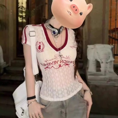 修身显瘦正肩短款上衣潮女