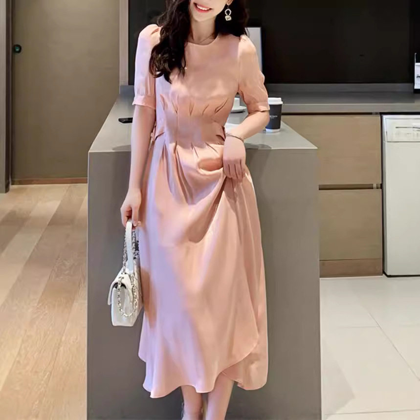 易菲妍女装官方旗舰店正品2025夏季新款法式温柔风轻奢粉色连衣裙