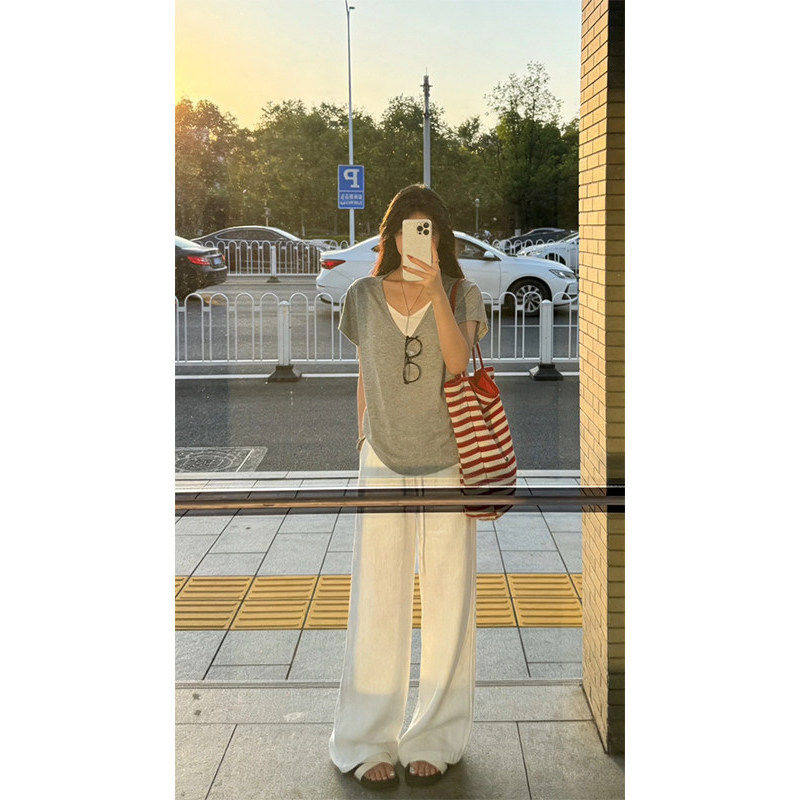 小众撞色V领假两件短袖T恤女夏季气质宽松内搭打底衫透气薄款上衣