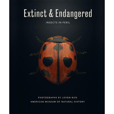 【预售】灭绝与濒危：处境危险的昆虫 Extinct & Endangered : Insects in Peril 英文原版进口艺术摄影集 善本图书