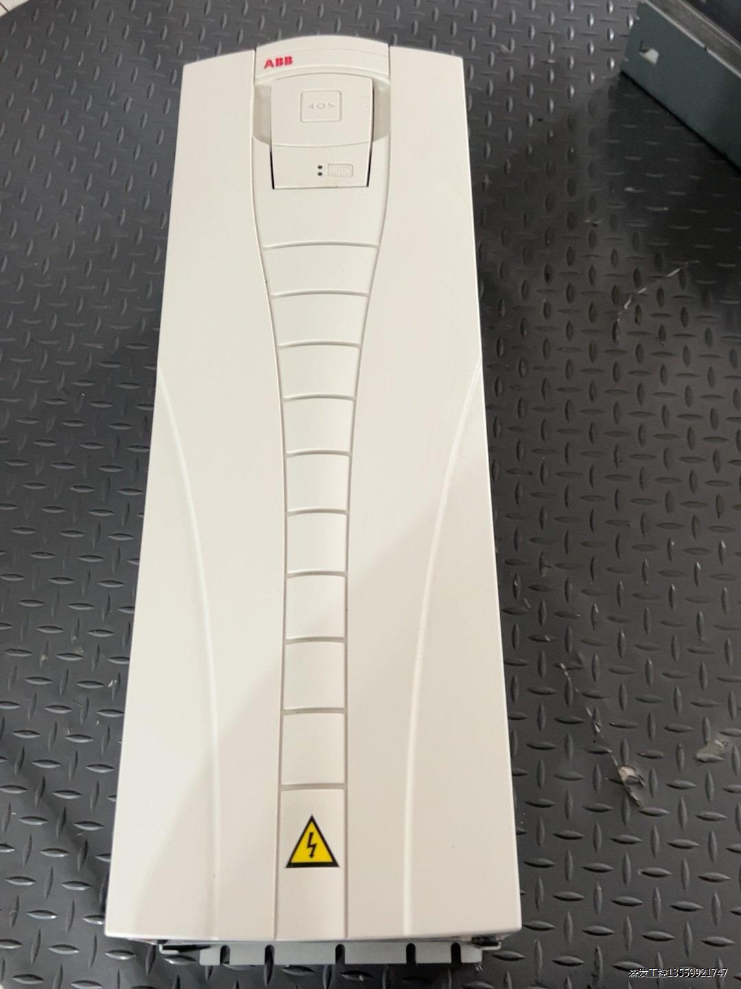 ABB变频器 ACS550-01-072A-4 一台，二手拆
