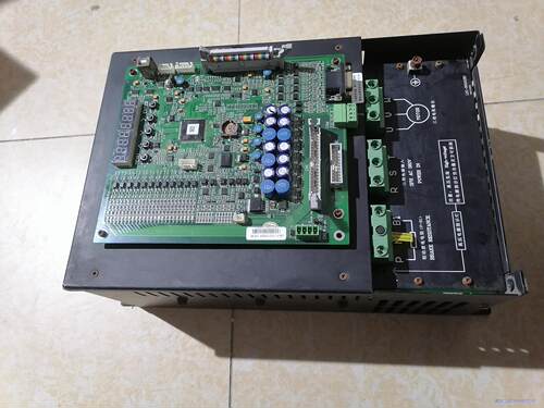 LDC1000BCN-IP-4015S2 电梯变频器15KW议价商品