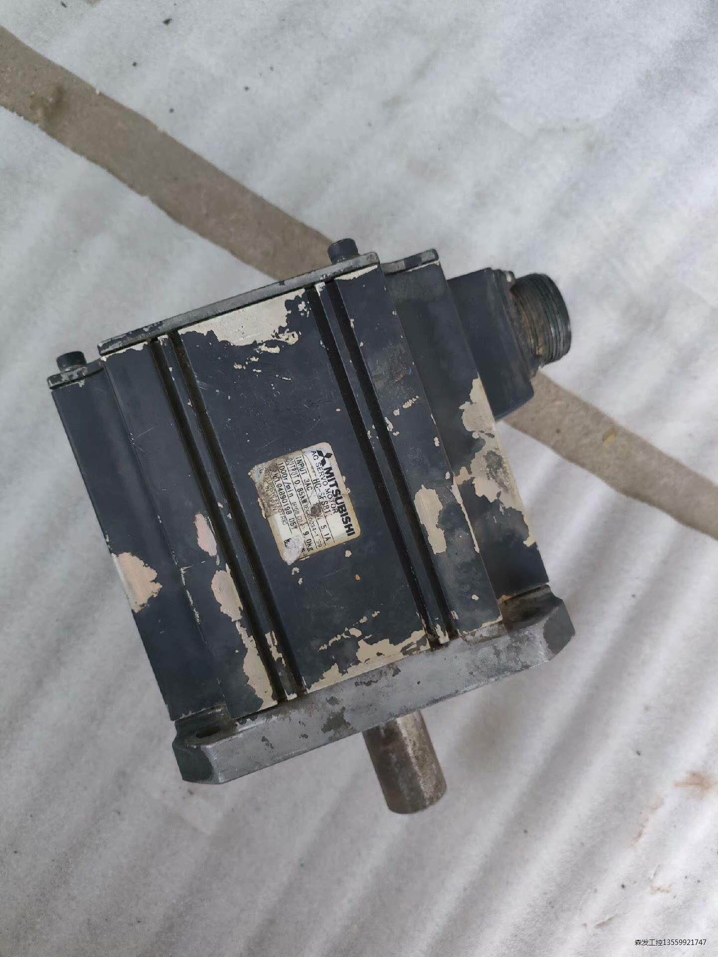 HC-SFS81 三菱伺服电机，二手拆机一台，没有编码器，线