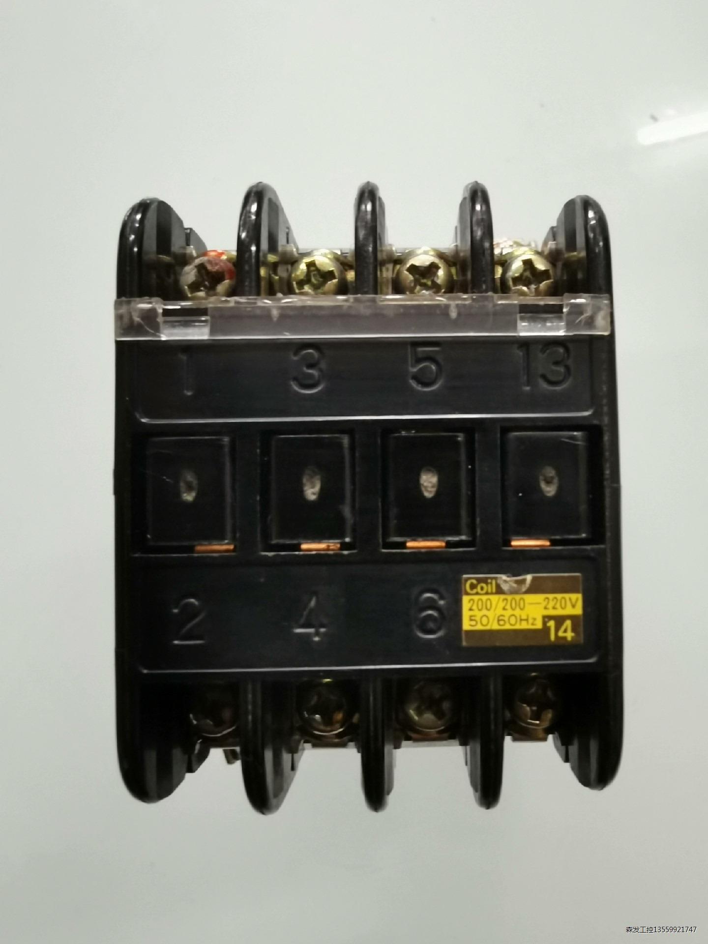 闲置 正品日本富士交流接触器SRCa3631一0（4a），A